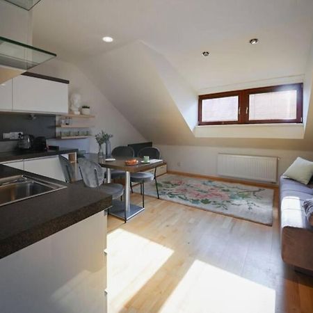 V Centru Deni Apartment ออลอโมตซ์ ภายนอก รูปภาพ